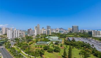 1910 Ala Moana Blvd Honolulu - Rental - photo 2 of 25