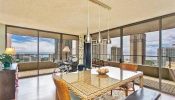Canterbury Pl condo # 25A, Honolulu, Hawaii - photo 2 of 19