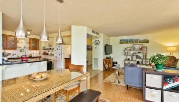 Canterbury Pl condo # 25A, Honolulu, Hawaii - photo 4 of 19