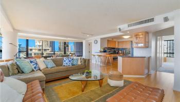 Canterbury Pl condo # 26A, Honolulu, Hawaii - photo 2 of 25