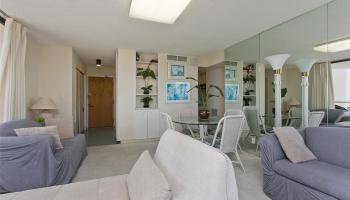 Canterbury Pl condo # 29D, Honolulu, Hawaii - photo 3 of 20