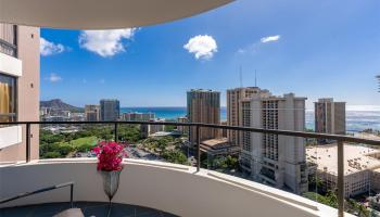 Canterbury Pl condo # 32A, Honolulu, Hawaii - photo 2 of 18