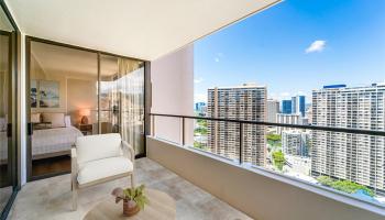 Canterbury Pl condo # 32E, Honolulu, Hawaii - photo 6 of 18