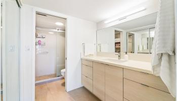 Canterbury Pl condo # 32E, Honolulu, Hawaii - photo 5 of 17