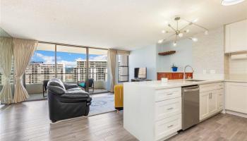 Canterbury Pl condo # 34E, Honolulu, Hawaii - photo 1 of 25