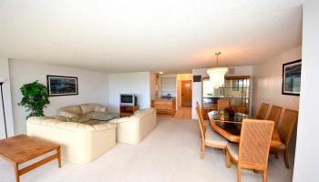 Canterbury Pl condo # 8C, Honolulu, Hawaii - photo 2 of 8 Canterbury Pl condo # 8C, Honolulu, Hawaii - photo 2 of 8