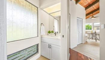 1912  Alaweo Street Waialae Iki, Diamond Head home - photo 6 of 25