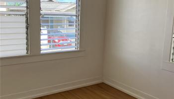 1914 Liliha St Honolulu - Rental - photo 5 of 6