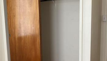 1914 Liliha St Honolulu - Rental - photo 6 of 6