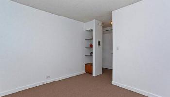 University Court Apts condo # 201, Honolulu, Hawaii - photo 3 of 10 University Court Apts condo # 201, Honolulu, Hawaii - photo 3 of 10
