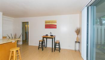 University Court Apts condo # 102, Honolulu, Hawaii - photo 5 of 25