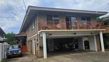 1915  Kahanu Street Kapalama, Honolulu home - photo 2 of 2