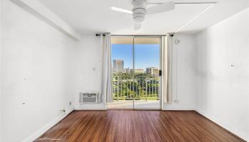 Inn On The Park condo # 1003, Honolulu, Hawaii - photo 2 of 10