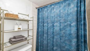 Inn On The Park condo # 1003, Honolulu, Hawaii - photo 3 of 10