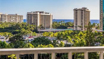 Inn On The Park condo # 1003, Honolulu, Hawaii - photo 4 of 10