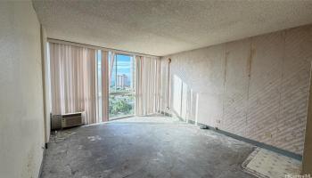 Inn On The Park condo # 1115, Honolulu, Hawaii - photo 2 of 12