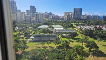 Inn on the Park condo # 1401, Honolulu, Hawaii - photo 2 of 11 Inn on the Park condo # 1401, Honolulu, Hawaii - photo 2 of 11