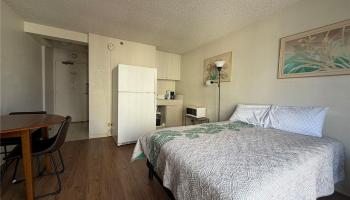 Inn On The Park condo # 1414, Honolulu, Hawaii - photo 2 of 17