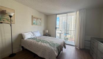 Inn On The Park condo # 1414, Honolulu, Hawaii - photo 3 of 17