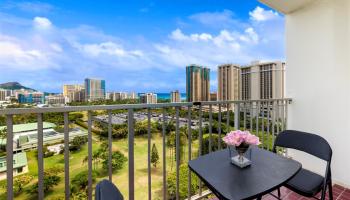 Inn On The Park condo # 1705, Honolulu, Hawaii - photo 1 of 1