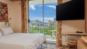 Inn On The Park condo # 2009, Honolulu, Hawaii - photo 6 of 15