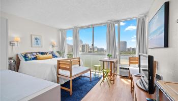 Inn On The Park condo # 701, Honolulu, Hawaii - photo 1 of 1