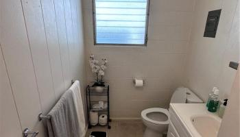 1920 Young St Honolulu - Rental - photo 4 of 6