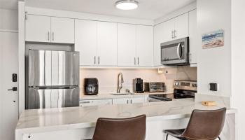 Pavilion at Waikiki condo # 1306, Honolulu, Hawaii - photo 4 of 23