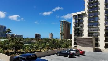 1925 Kalakaua Ave Honolulu - Rental - photo 1 of 14