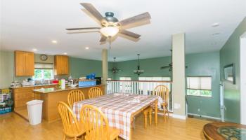 1929  Huea Pl Kalihi Valley, Honolulu home - photo 4 of 25