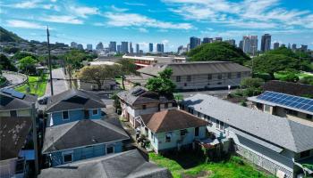 1934  Pauoa Road Nuuanu-lower, Honolulu home - photo 2 of 25