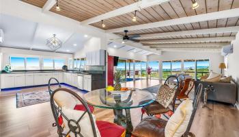 1947  Alaeloa Street Waialae Nui Rdge, Diamond Head home - photo 5 of 25