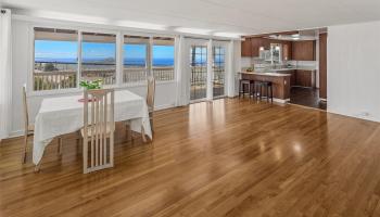 1952  Bertram St St. Louis, Diamond Head home - photo 3 of 25