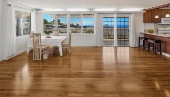 1952  Bertram St St. Louis, Diamond Head home - photo 5 of 25