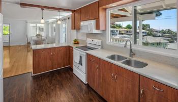 1952  Bertram St St. Louis, Diamond Head home - photo 6 of 25