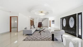 2004  Skyline Drive Kamehameha Heights, Honolulu home - photo 3 of 25