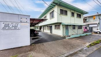 2009 Waiola Street Honolulu - Multi-family - photo 2 of 12