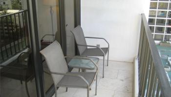 201 Ohua Ave Honolulu - Rental - photo 6 of 8