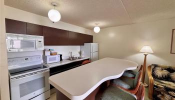 Waikiki Banyan condo # 1402, Honolulu, Hawaii - photo 3 of 7