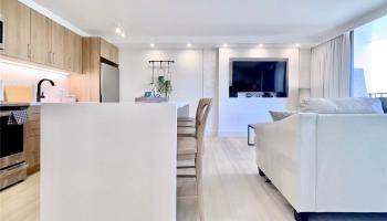 Waikiki Banyan condo # 1503, Honolulu, Hawaii - photo 3 of 16