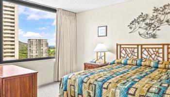 Waikiki Banyan condo # 1611-1, Honolulu, Hawaii - photo 6 of 15