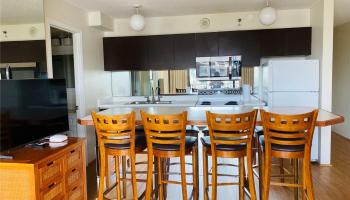 Waikiki Banyan condo # 1703-T2, Honolulu, Hawaii - photo 4 of 7