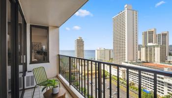 Waikiki Banyan condo # 1814 - T1, Honolulu, Hawaii - photo 6 of 22