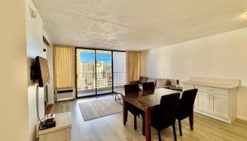 201 Ohua Ave Honolulu - Rental - photo 5 of 16