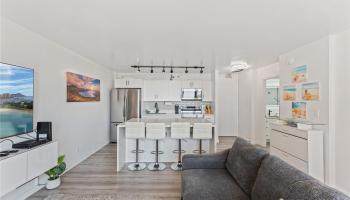 Waikiki Banyan condo # 2312, Honolulu, Hawaii - photo 4 of 20