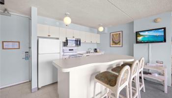 Waikiki Banyan condo # 2905 Mauka, Honolulu, Hawaii - photo 6 of 11