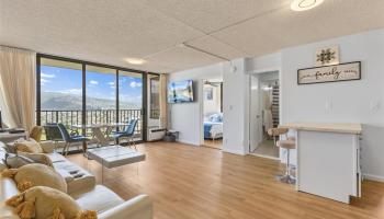 Waikiki Banyan condo # 3013, Honolulu, Hawaii - photo 3 of 17