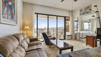 Waikiki Banyan condo # 3702-1 (Penthouse), Honolulu, Hawaii - photo 5 of 17