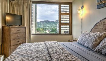 Waikiki Banyan condo # 803, Honolulu, Hawaii - photo 3 of 23