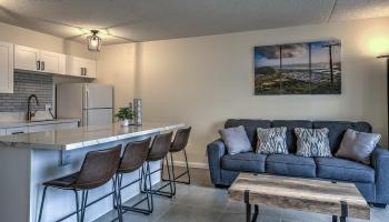 Waikiki Banyan condo # 803 T-1, Honolulu, Hawaii - photo 5 of 23